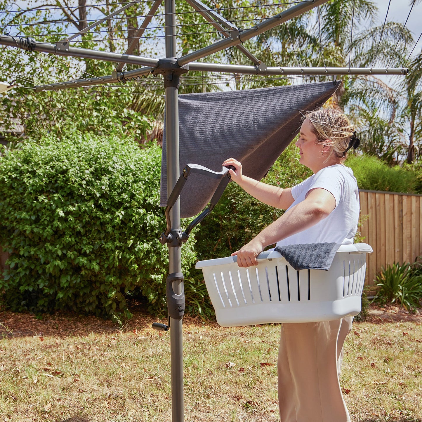 Hills Laundry Basket Holder